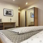 بيت ضيافة Liezky