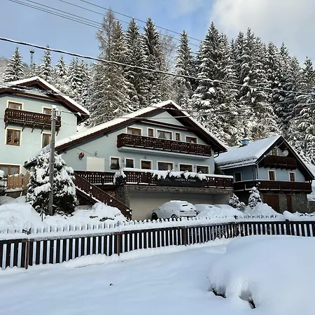 V Strani
